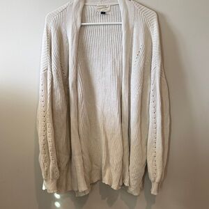Universal Thread Women's Cream Cardigan